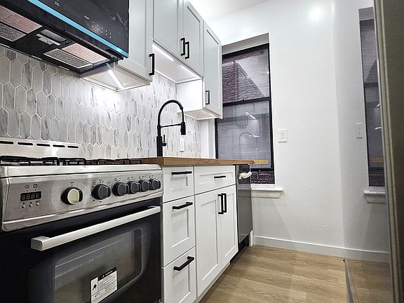 4th image of 519 W 160th St #1B