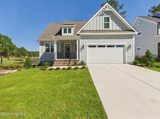 637 Watauga Ln, Aberdeen, NC 28315