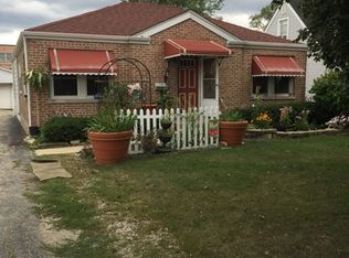 119 Country Club Dr, Northlake, IL 60164