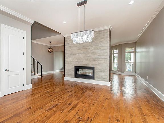 5th image of 6554 Bellaire Dr