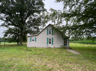 321 W Jefferson St, Galatia, IL 62935