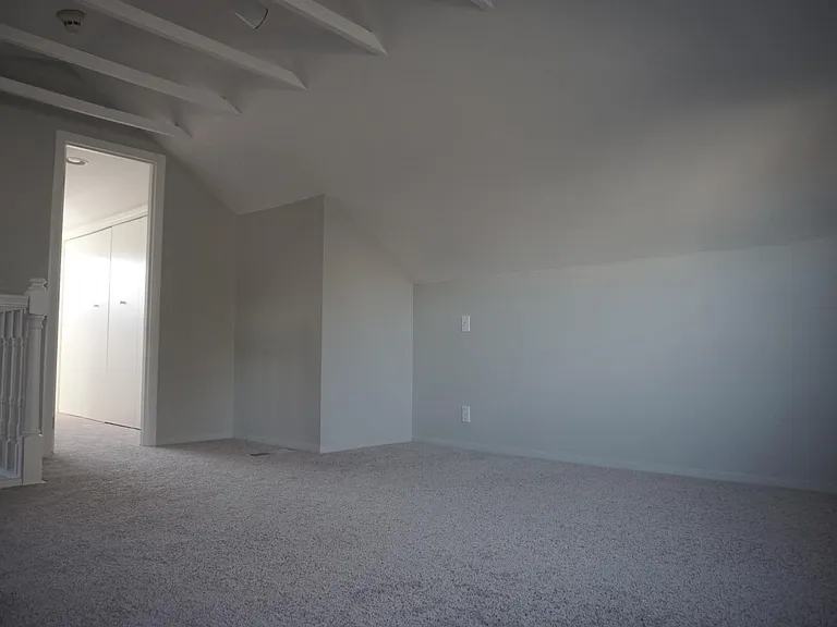 upstairs master bedroom