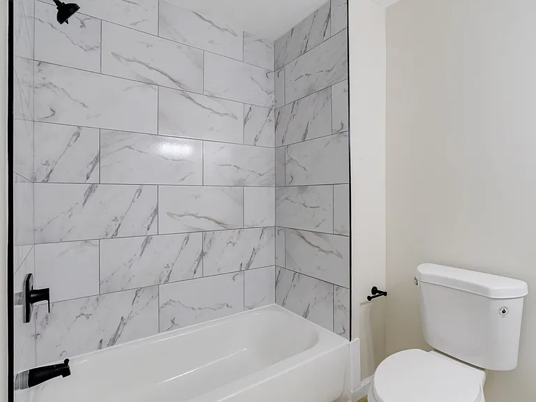 2702 Beryl Ave — Photo 11