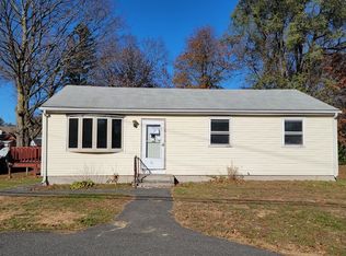 10 Rollins St, Springfield, MA 01109