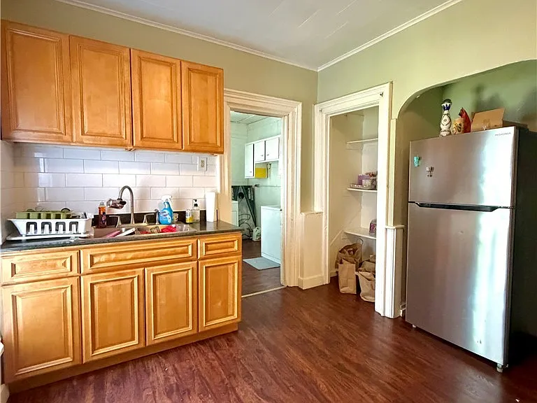 124 Normal Ave #1 — Photo 3