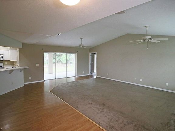 5th image of 1126 SE 14th Ter