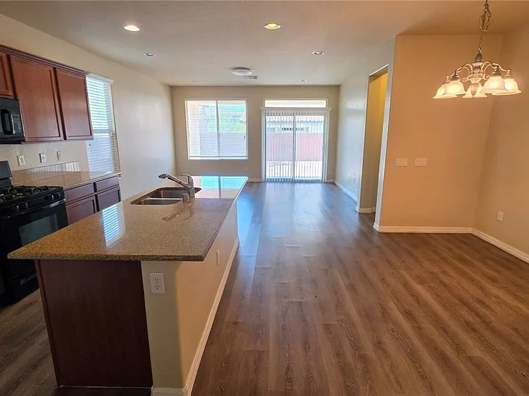 6977 Florido Rd — Photo 4
