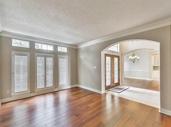 4th image of 5303 Indian Shores Ln