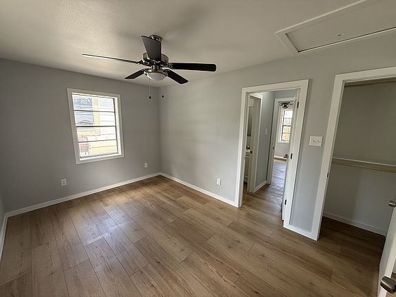 5th image of 4204 Wipprecht St