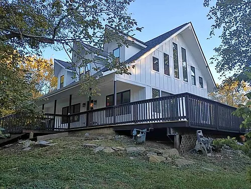 29W139 Childs St Photo 1
