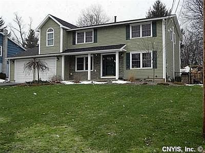 2nd image of 112 Canterbury Dr