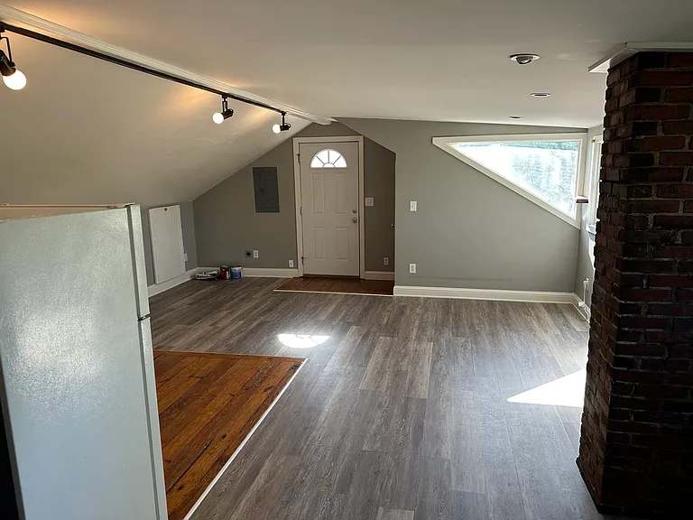 630 Memorial Dr SE — Photo 1