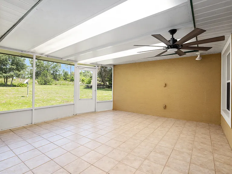 1194 NE 155th Ct — Photo 15