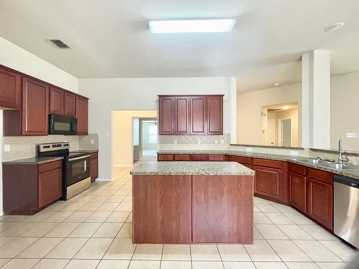 Building Photo - 8441 Little Fawn Ln