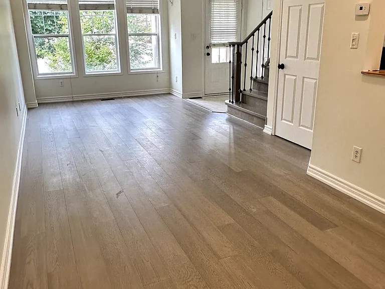 5535 Lawrence Ave E — Photo 8