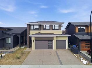 1104 Cranbrook Gdns SE, Calgary, AB T3M3L3