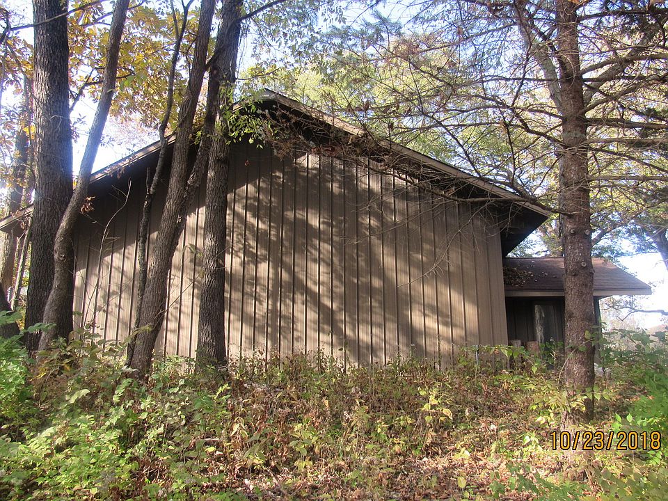 2nd image of 15625 Millhurst Rd