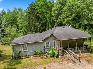 22250 Prince Rd, Belleville, MI 48111