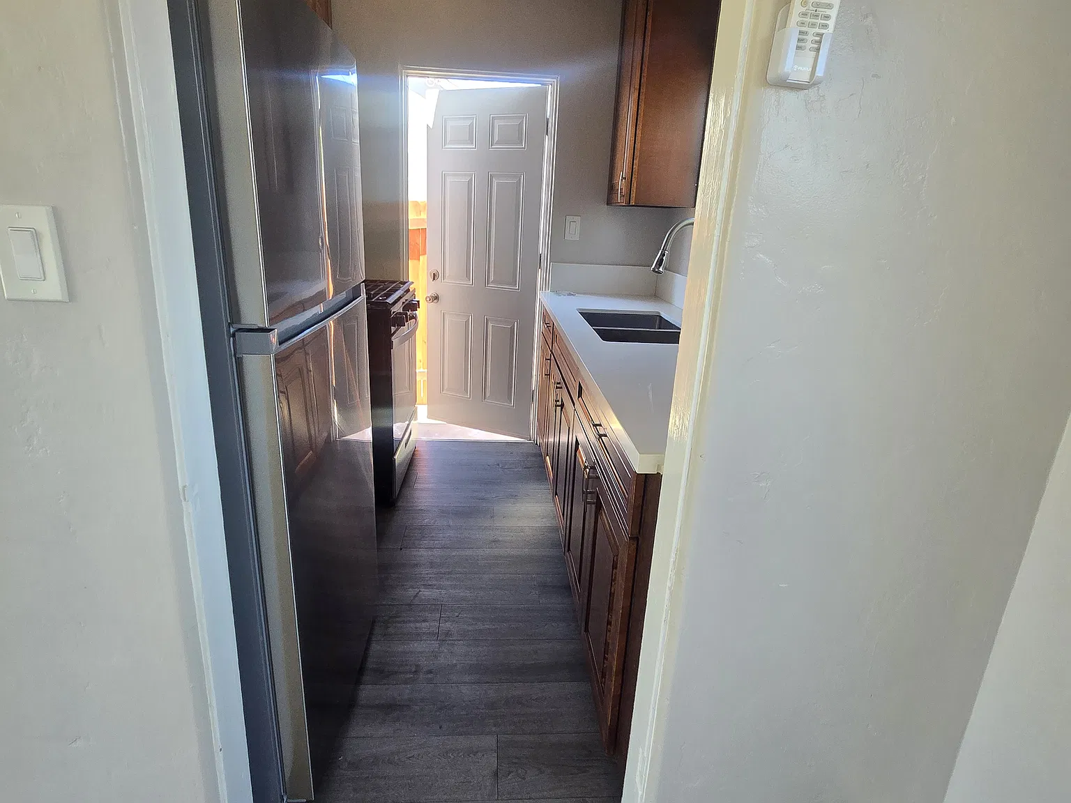 1 bed, 550 sqft, $1,850 — Photo 3