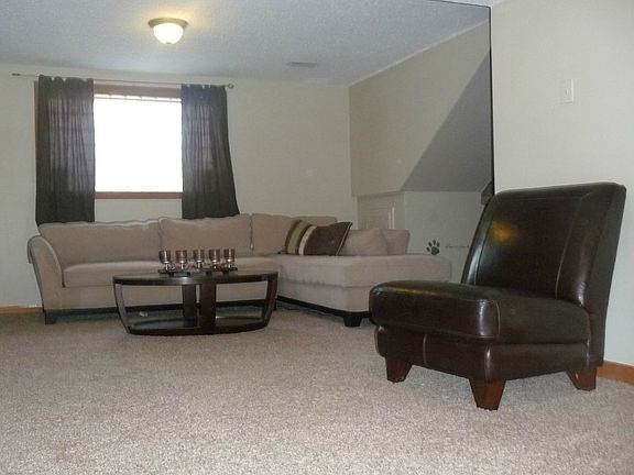 5th image of 503 Laramie Cir