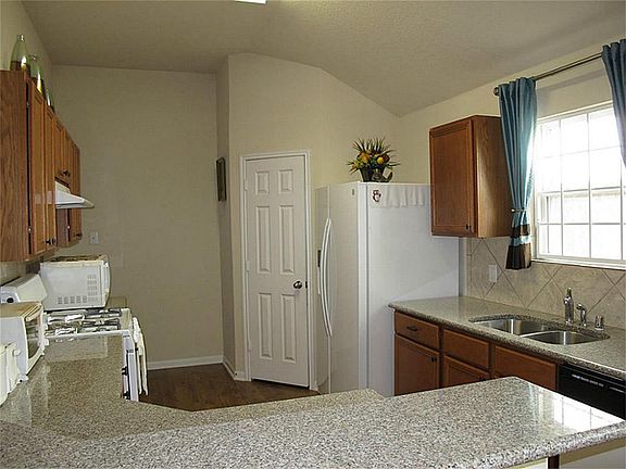 2nd image of 4915 Blue Spruce Hill St