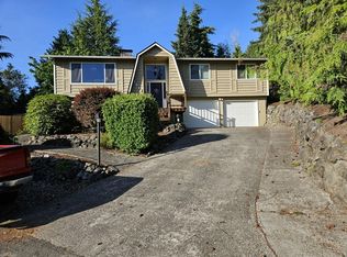 1811 Tartan Ct, Puyallup, WA 98372