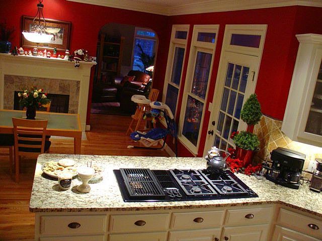 2nd image of 261 W Ridge Dr