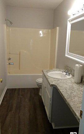 5th image of 10940 Danne Ln