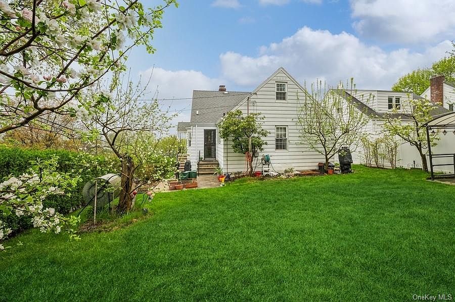 310 Roberts Ave, Yonkers, NY 10703 MLS H6237651 Zillow