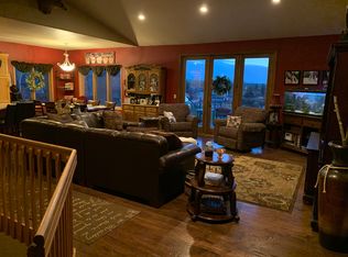 1108 11th St SW, Minot, ND 58701