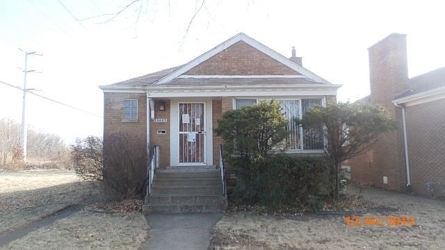 1st image of 13607 S School St