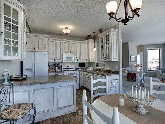 3rd image of 14790 Willemite Way NW
