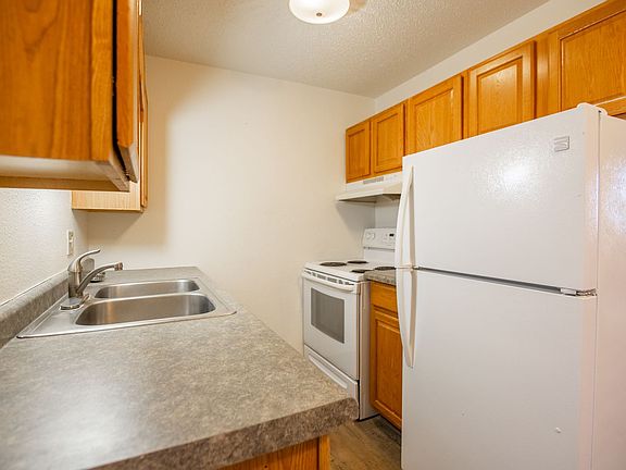 2nd image of 1112 5th Ave SE #17