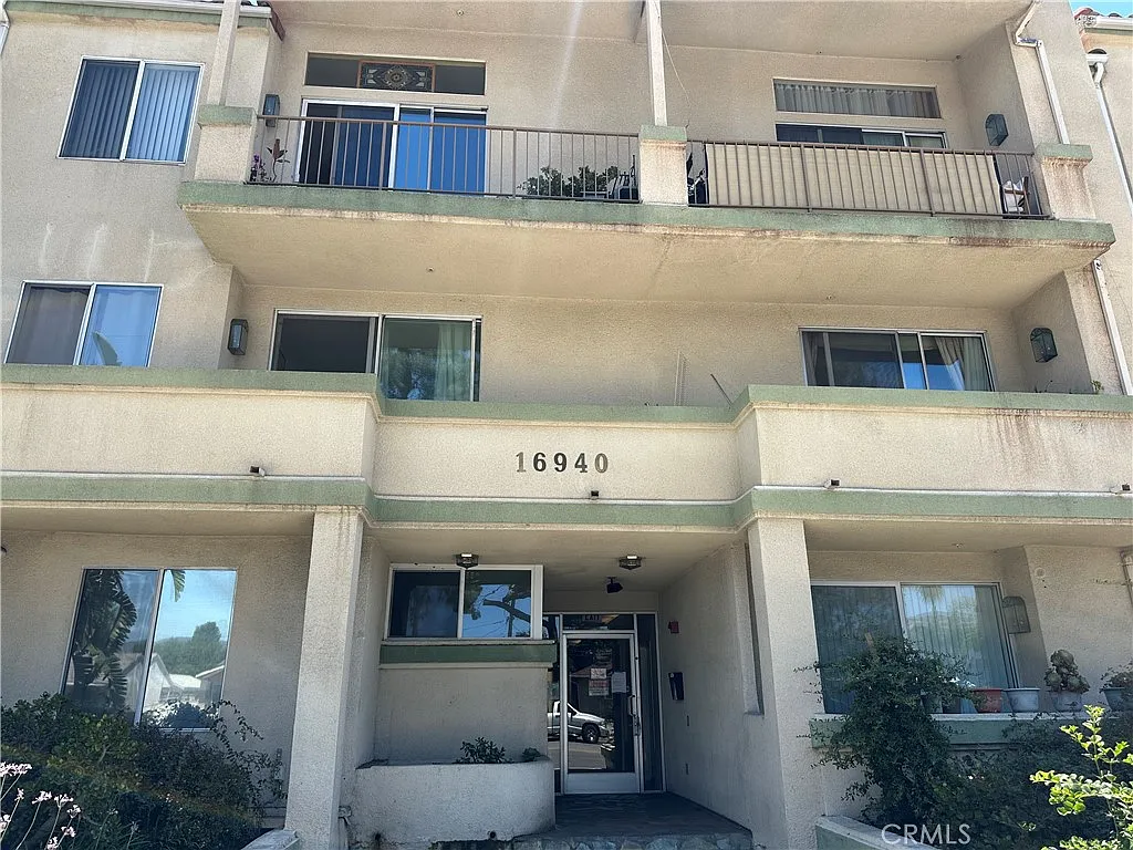 2 bed, 1157 sqft, $2,895 — Photo 3