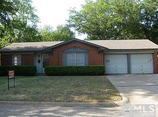 517 Edna Ct, Everman, TX 76140