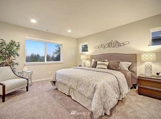 24520 95th Pl S, Kent, WA 98030