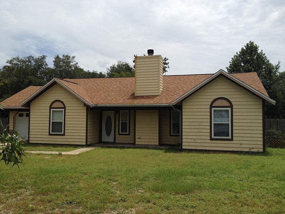 216 Grand Prix Dr
