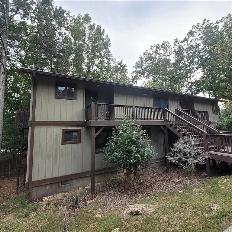2 bed, 2.0 bath, 990 sqft, $1,800 — Photo 1