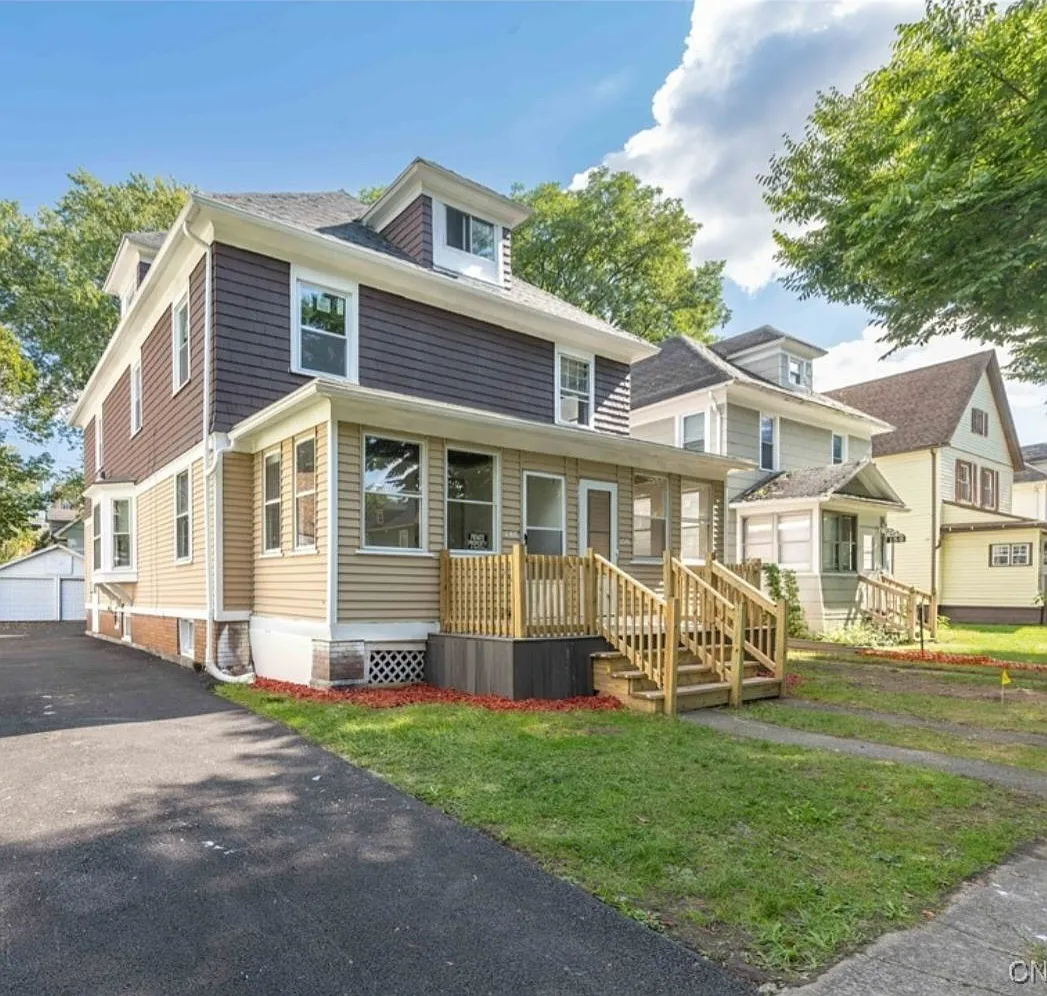 3 bed, 1.0 bath, 1522 sqft, $1,800 — Photo 4
