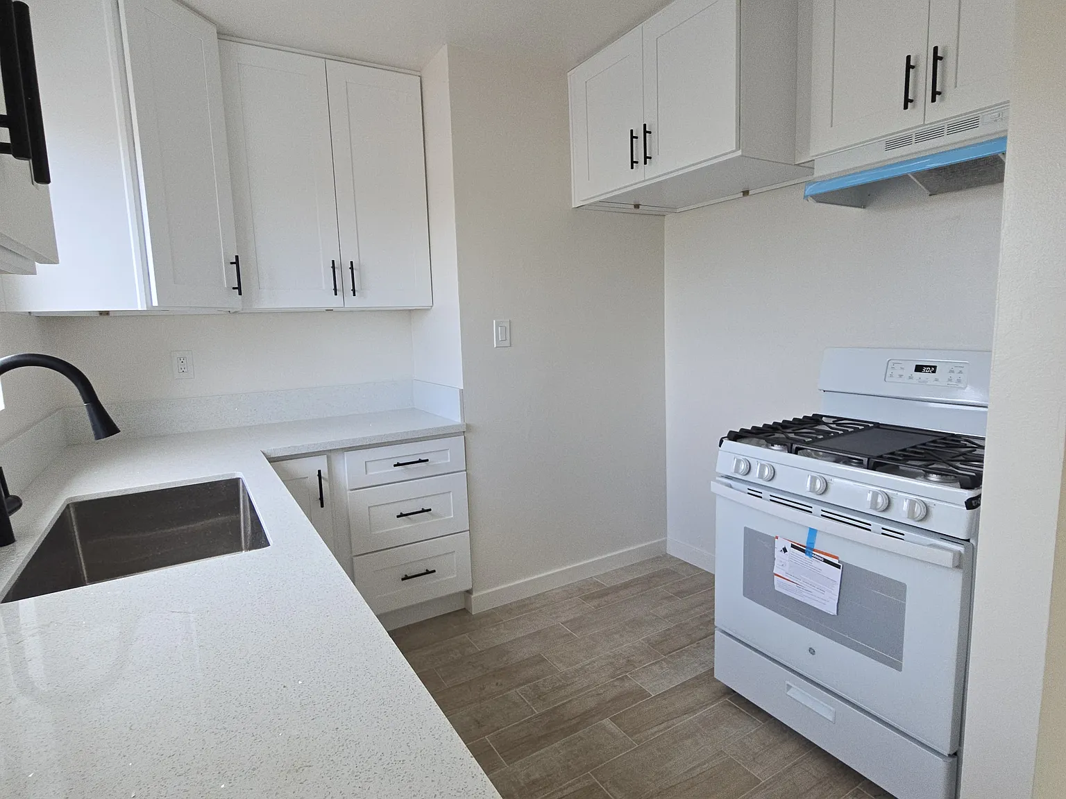 332 Standard - 10 — Photo 2