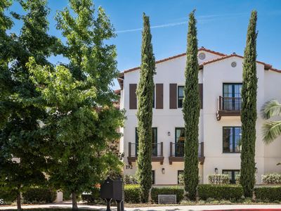 192 S Orange Grove Blvd APT 301, Pasadena, CA, 91105