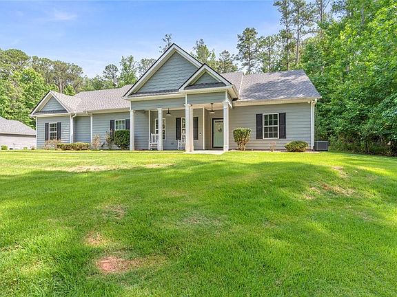 2nd image of 145 Emerald Hills Ln