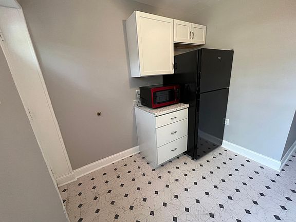 5th image of 505 Wyeth St