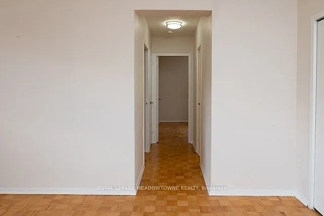 1017 Seneca Ave #508 — Photo 13
