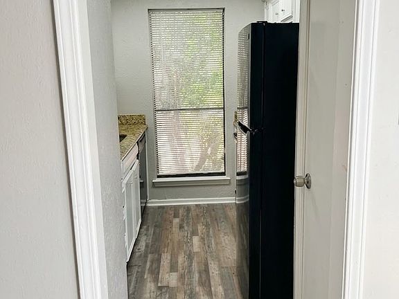 5th image of 2602 Saint George Pl