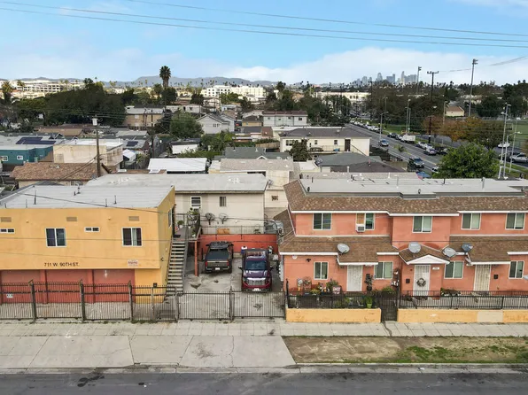 711 W 90th St, Los Angeles, CA 90044