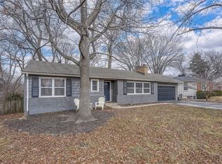 7614 W 67th St, Overland Park, KS 66202