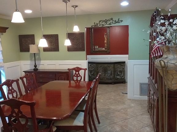 4th image of 750 Lakeview Dr