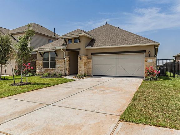 3rd image of 123 Solana Point Dr