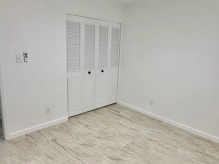5817 W Tierra Buena Ln — Photo 32